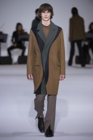 Look 30