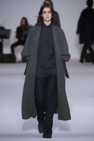 Look 10
