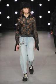 Look 3