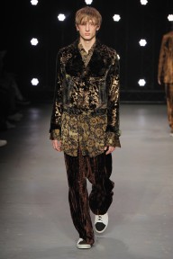 Look 9