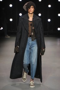 Look 32