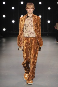 Look 38