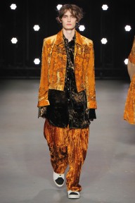 Look 19