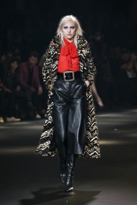 Look 10