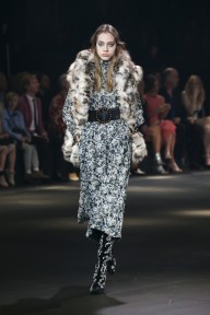 Look 13