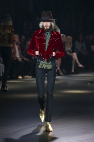 Look 18