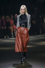 Look 23
