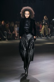 Look 29