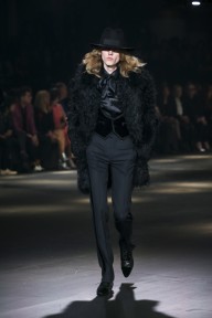Look 80