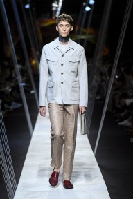 Look 15