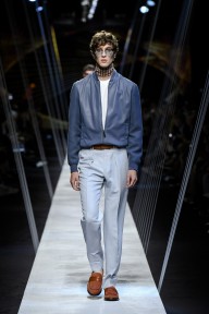 Look 25