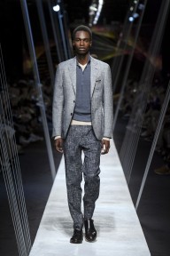 Look 32