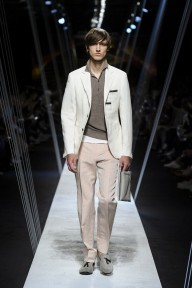 Look 8