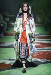 Look 17