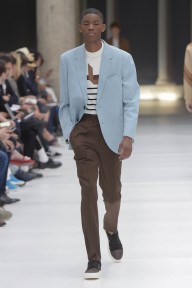 Look 12