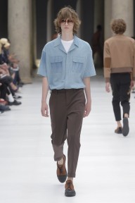 Look 15