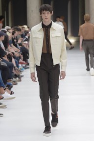 Look 18