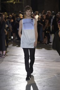 Look 15
