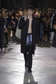 Look 18