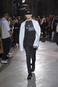 Look 28