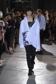 Look 32