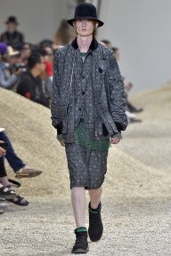 Look 17
