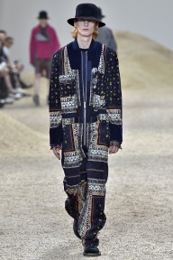 Look 19