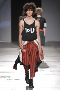 Look 28