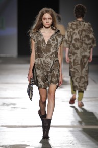 Look 9