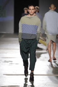 Look 7