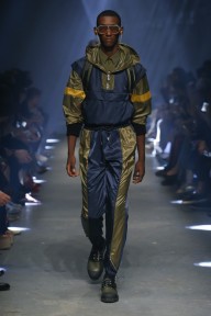 Look 17