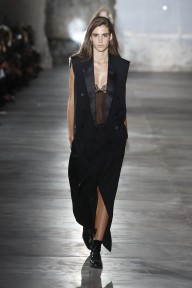 Look 18