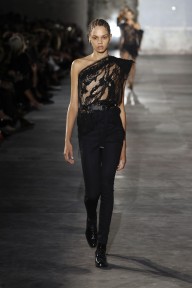 Look 44