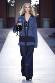 Look 7