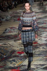 Look 11