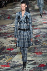 Look 13