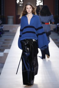 Look 19