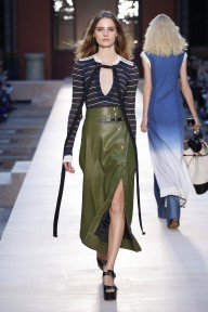 Look 27