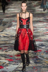 Look 27