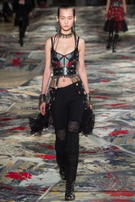 Look 28