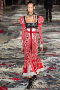 Look 32