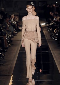 Look 50