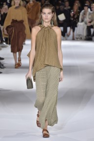 Look 12