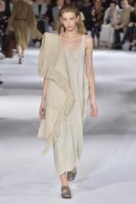 Look 15