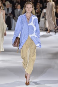 Look 18