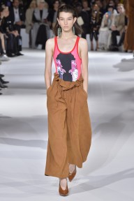 Look 25