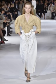 Look 3