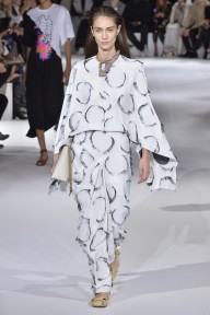Look 32