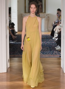 Look 16