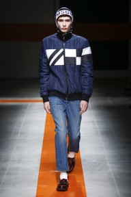 Look 3